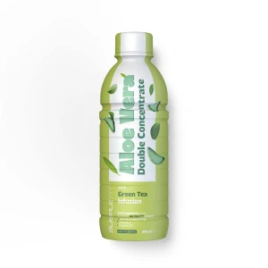 Aloe Vera šťáva a dužina se zeleným čajem